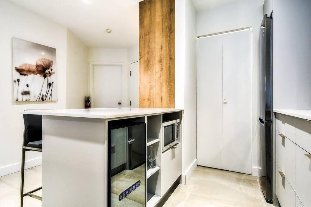 Chic Mt-Tremblant Condo With View On The Lake By Denstays مونت تريمبلانت المظهر الخارجي الصورة